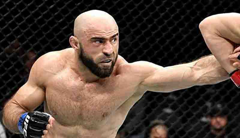 UFC Fight Night 184. Прогноз и ставки на турнир 17.01.2021